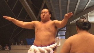 Yokozuna Hakuho rest the tournament, is his retirement nearly?